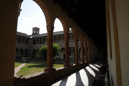 chiostro-2.JPG